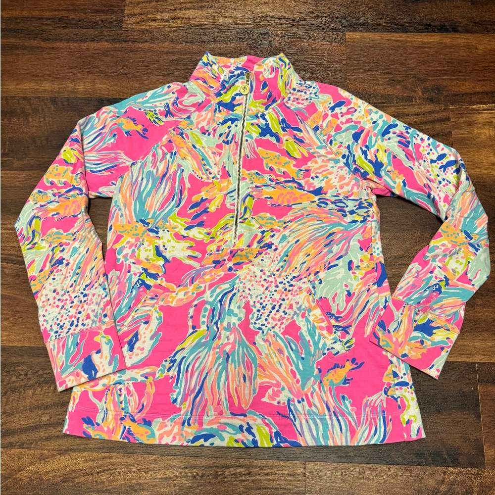Lilly Pulitzer pop over size small in excellent condition